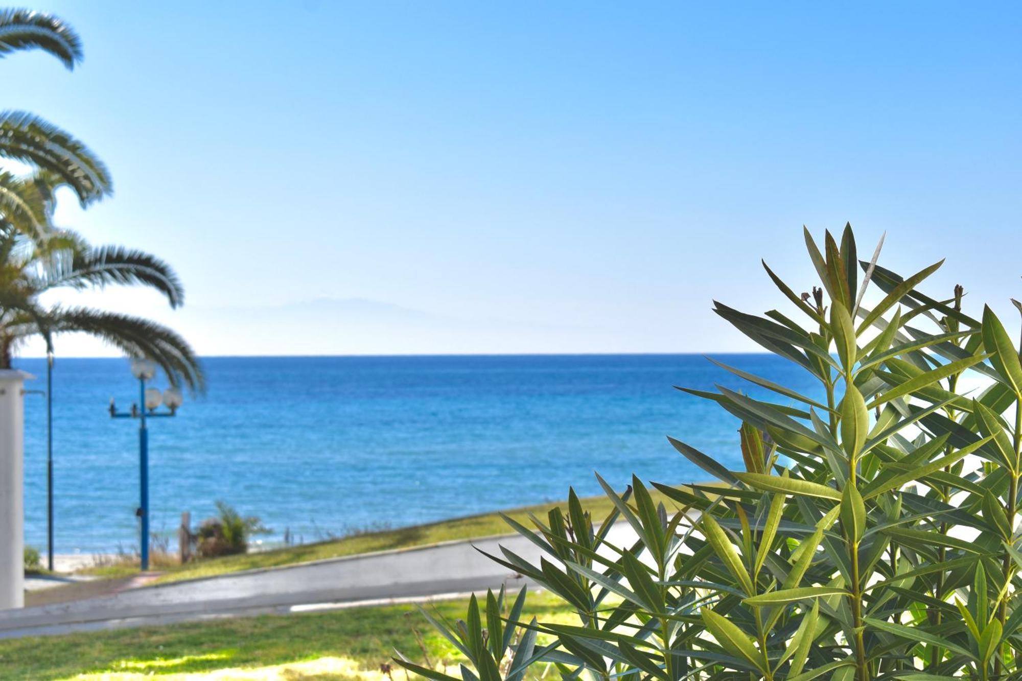 Varonos Summer Residences * Siviri